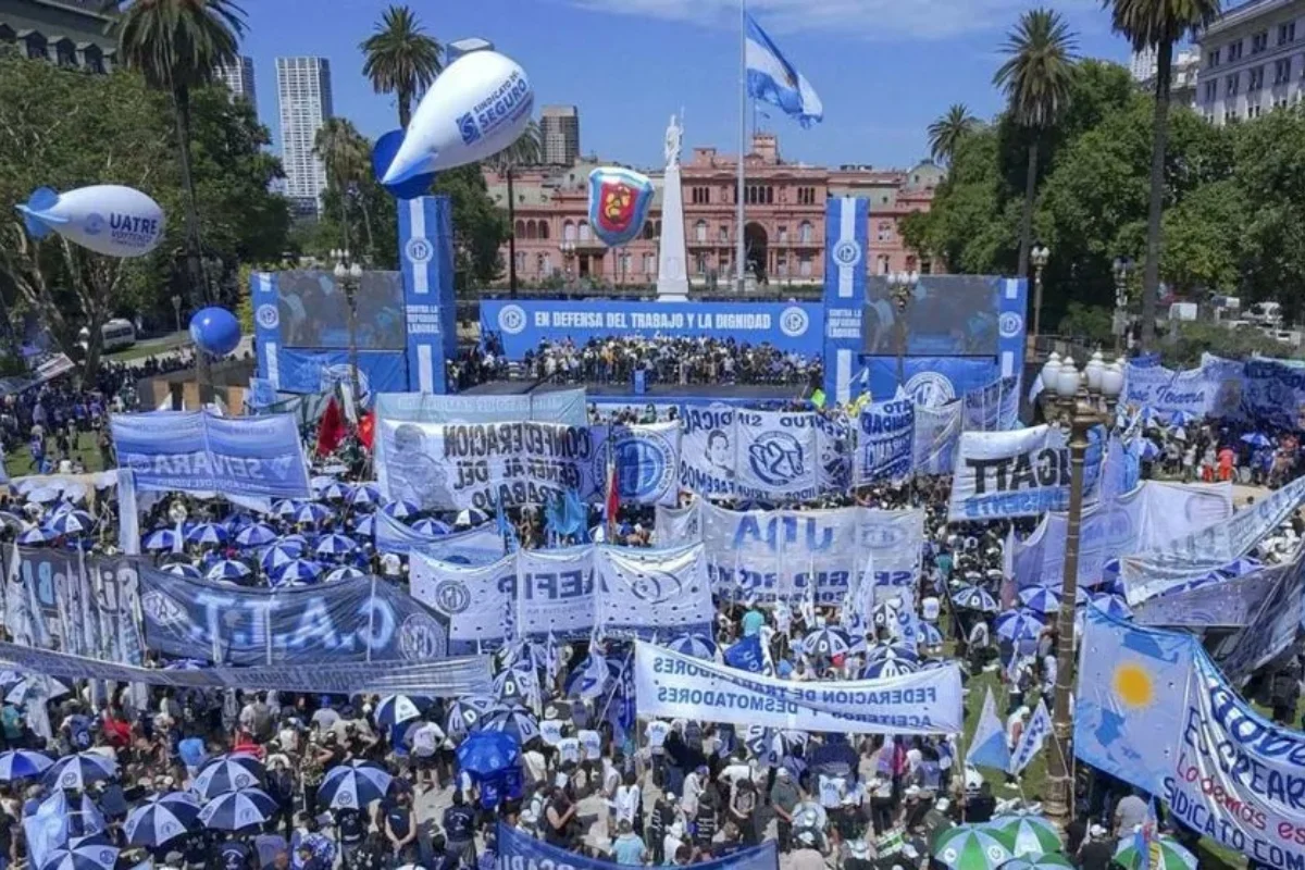 Argentina: CGT diz que mais de 90% dos sindicatos aderiram à greve Argentina: CGT diz que mais de 90% dos sindicatos aderiram à greve