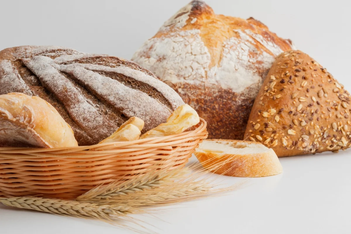 Pesquisa da USP revelou a presença de compostos potencialmente carcinogênicos em alimentos como pães, biscoitos e farinhas Pesquisa da USP revelou a presença de compostos potencialmente carcinogênicos em alimentos como pães, biscoitos e farinhas
