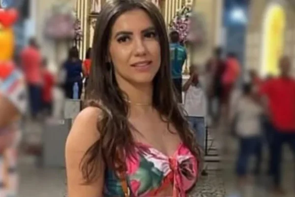 Imagem colorida,Bárbara Pereira de Souza, professora da rede municipal de São Gabriel, na Bahia- Metrópoles