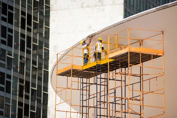 construcao civil mao de obra trabalho reforma serviço especializado