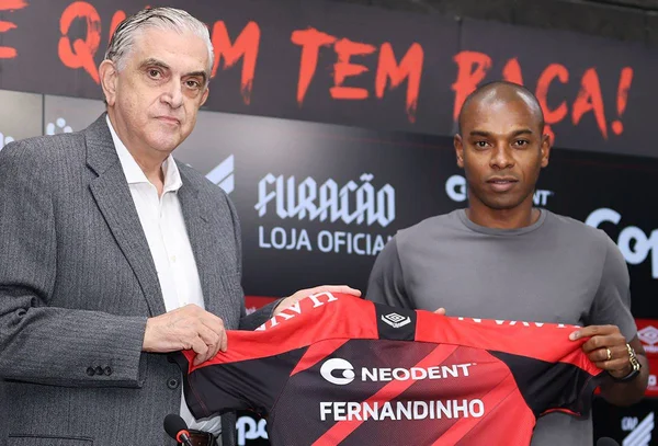 Fernandinho no Athletico-PR