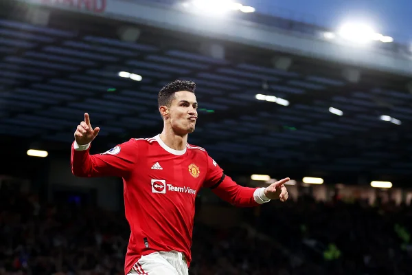 Em dia de hat-trick de Cristiano Ronaldo, United vence o Tottenham