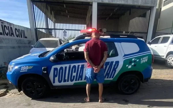 imagem colorida cliente preso carcere privado motel