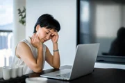 Oscilações hormonais impactam humor, energia e desempenho, mas ainda são ignoradas no cotidiano e no ambiente de trabalho Oscilações hormonais impactam humor, energia e desempenho, mas ainda são ignoradas no cotidiano e no ambiente de trabalho