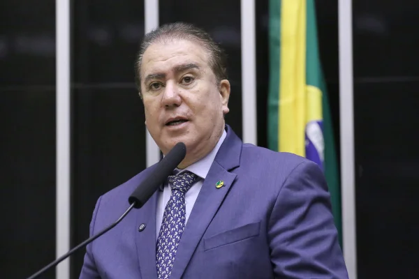 PSB aposta que Haddad não terá escolha e será candidato ao Senado