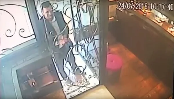 Após assaltar joalheria da Asa Norte, ladrões se exibem em vídeo. Veja