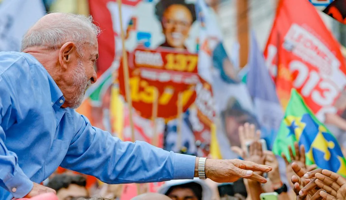 Presidente Lula durante ato em São Gonçalo (RJ) Presidente Lula durante ato em São Gonçalo (RJ)