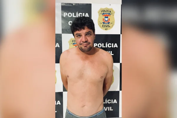 Marido mata mulher enquanto ela pedia socorro à polícia em ligação