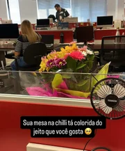 Irmã mostrou a mesa de Felipe Selau no trabalho após sua morte