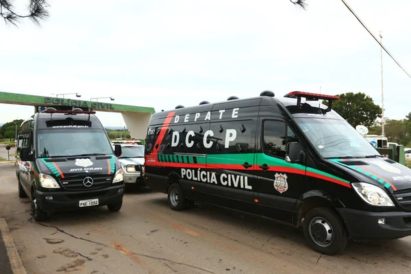 Agentes de atividades penitenciárias decidem manter greve