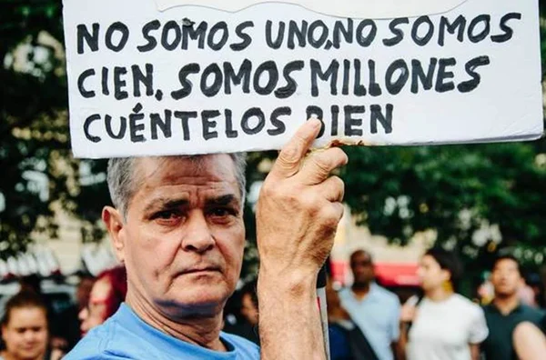 Após 4 meses, EUA volta a permitir entrada de refugiados