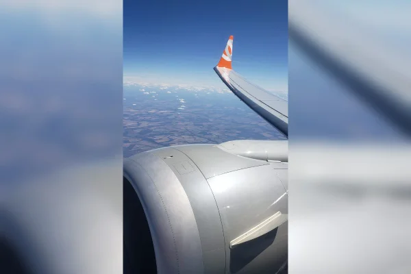 Falha em equipamento faz avião de voo internacional retornar para o DF