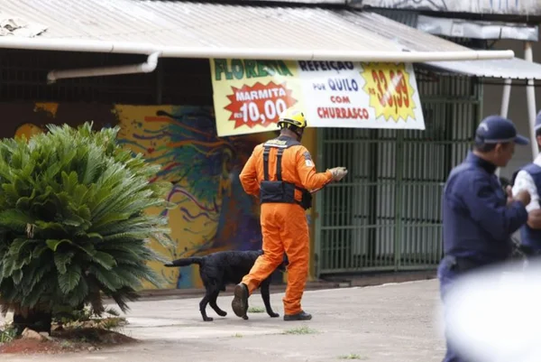 Dono de restaurante atingido por viaduto em Brasília: sentia trepidar