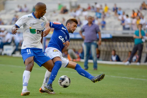 Vivendo má-fase, Cruzeiro recebe o Internacional pela Copa do Brasil