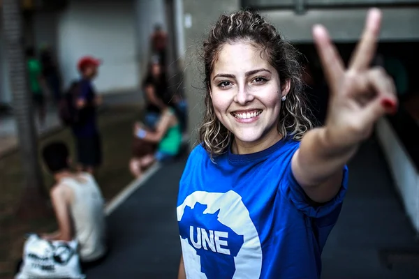 UNE: “Nossa defesa não é de um governo, mas sim da democracia”
