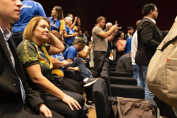 Ana Cristina Valle, ex-mulher de Bolsonaro