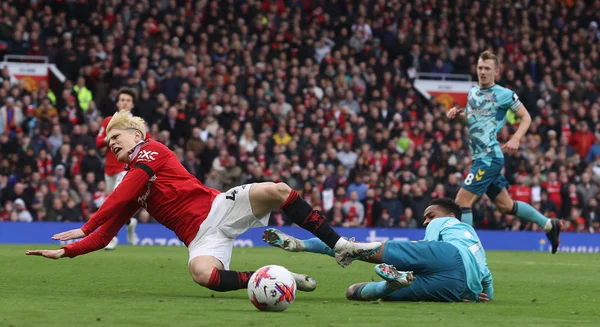 Manchester United v Southampton FC - Premier League
