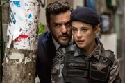 Jeiza (Paola Oliveira) e Caio (Rodrigo Lomardi)