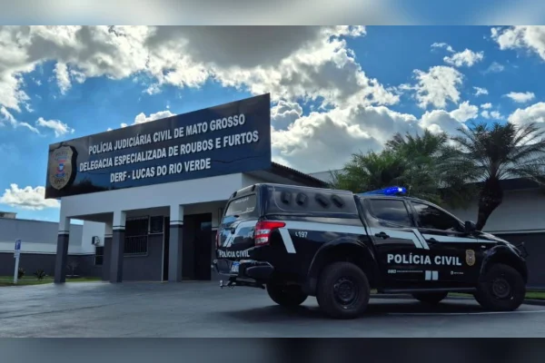 Homem é preso por matar jovem a tiros após briga em bar