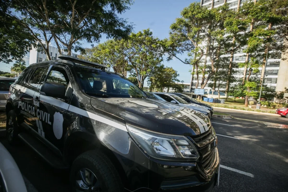 A Polícia Civil do Distrito Federal, por meio da Delegacia de Repressão à Corrupção, em ação conjunta com o Ministério Público do Distrito Federal e Territórios, deflagrou nesta quarta-feira (17/6) a Operação Black-Tie A Polícia Civil do Distrito Federal, por meio da Delegacia de Repressão à Corrupção, em ação conjunta com o Ministério Público do Distrito Federal e Territórios, deflagrou nesta quarta-feira (17/6) a Operação Black-Tie