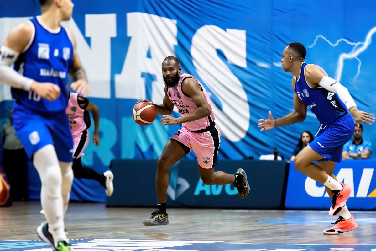 O Brasília Basquete perdeu a invencibilidade no NBB O Brasília Basquete perdeu a invencibilidade no NBB