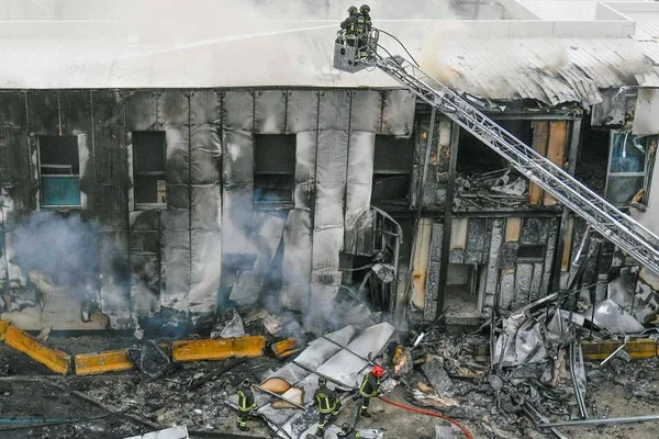 Queda de avião na Itália mata oito pessoas, entre elas uma criança