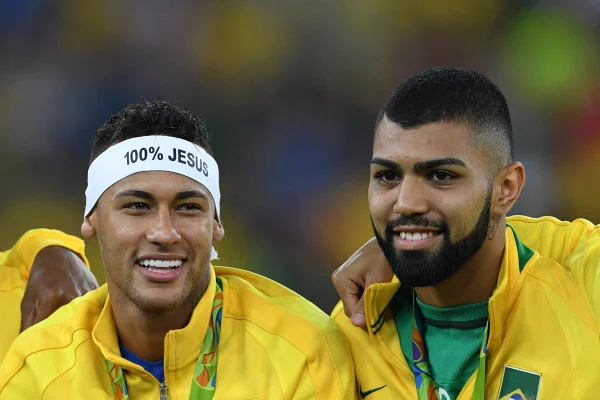 A torcida pira: Neymar, Gabigol e Flamengo trocam flertes no Insta