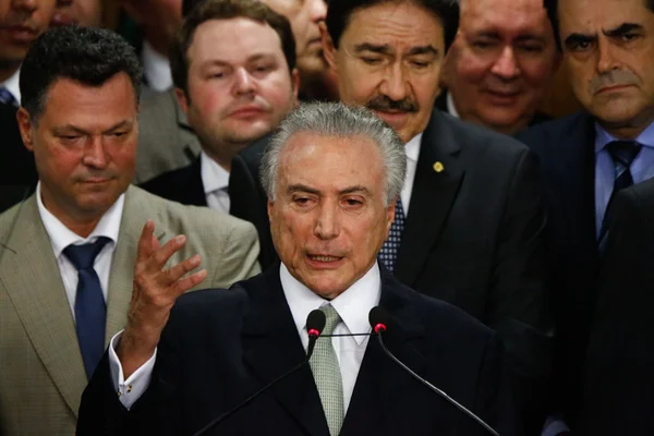 Michel Temer rebate críticas à falta de mulheres em ministérios