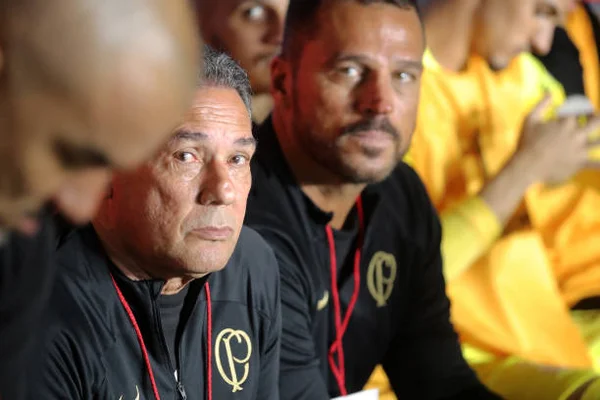 Até Vanderlei Luxemburgo sabe que está por um triz