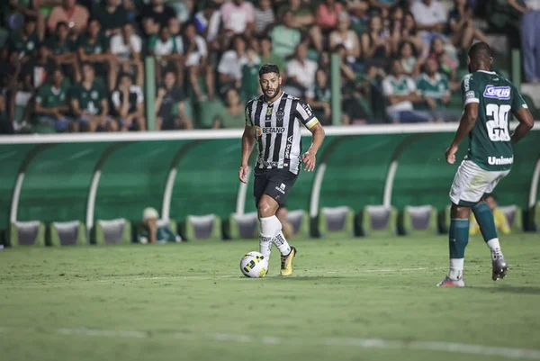 Atlético-MG fica no empate por 2 x 2 com o Goiás no Brasileirão