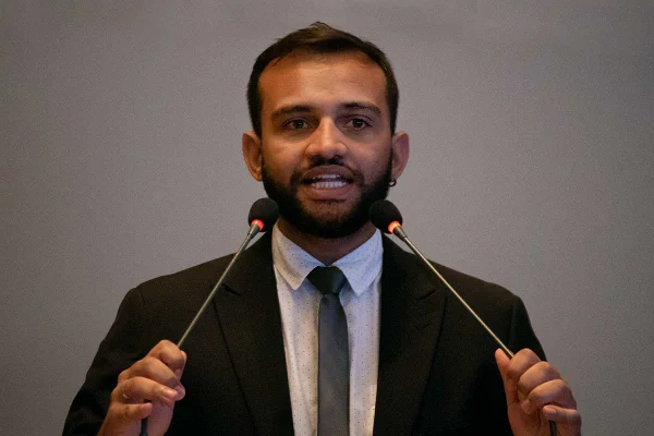 MPDFT manda arquivar investigações sobre deputado distrital Fábio Felix