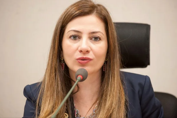 MP ajuiza ação de improbidade administrativa contra Sandra Faraj