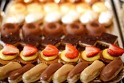 Clássicos doces da confeitaria francesa Clássicos doces da confeitaria francesa