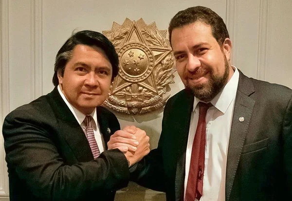 Imagem do senador Giordano e o deputado Guilherme Boulos
