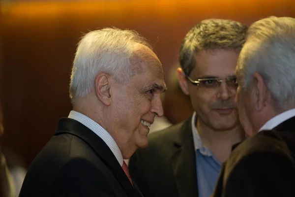 Com ampla maioria, Leco vence eleições e será presidente do São Paulo até 2017