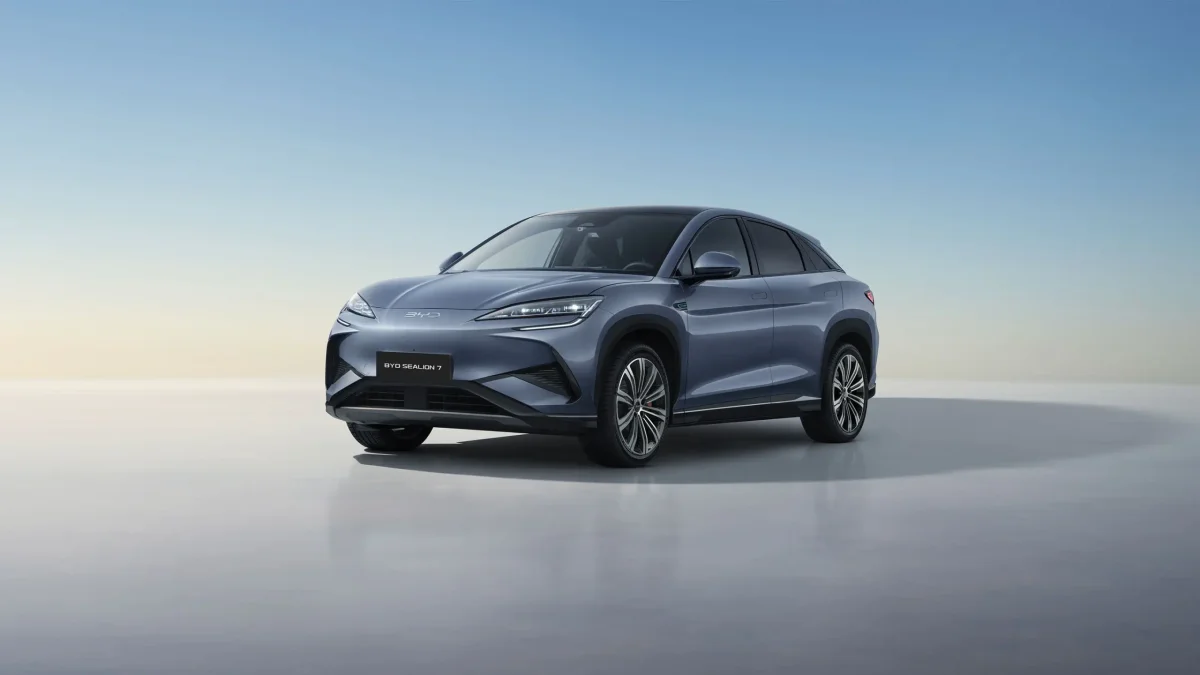 BYD Sealion 7 combina desenho de SUV cupê com proposta esportiva e motorização 100% elétrica.BYD Sealion 7 combina desenho de SUV cupê com proposta esportiva e motorização 100% elétrica BYD Sealion 7 combina desenho de SUV cupê com proposta esportiva e motorização 100% elétrica.BYD Sealion 7 combina desenho de SUV cupê com proposta esportiva e motorização 100% elétrica