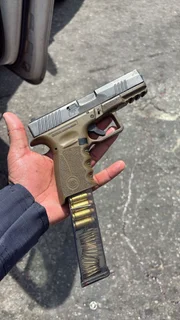 Pistola encontrada no veículo