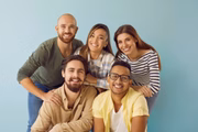 Ouvir a opinião de amigos sobre questões amorosas pode ser muito positivo, porém, é importante manter a individualidade