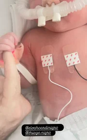 Maíra Cardi pede orações para Eloah, que foi levada para a UTI Maíra Cardi pede orações para Eloah, que foi levada para a UTI