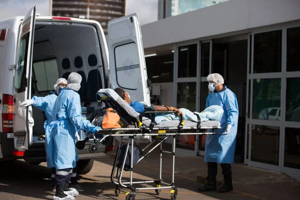 Hospitais do DF usam cloroquina só em casos graves do coronavírus