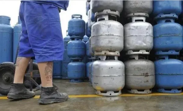 Ex-funcionário da DF Legal é preso por venda irregular de bujão de gás
