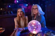A comédia, assim como o primeiro longa, é estrelado por ninguém menos que Lindsay Lohan e Jamie Lee Curtis A comédia, assim como o primeiro longa, é estrelado por ninguém menos que Lindsay Lohan e Jamie Lee Curtis