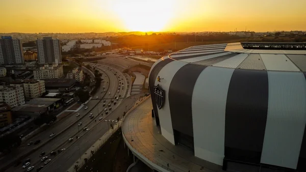 Imagem colorida da Arena MRV, novo estádio do Atlético-MG em Belo Horizonte- Metrópoles