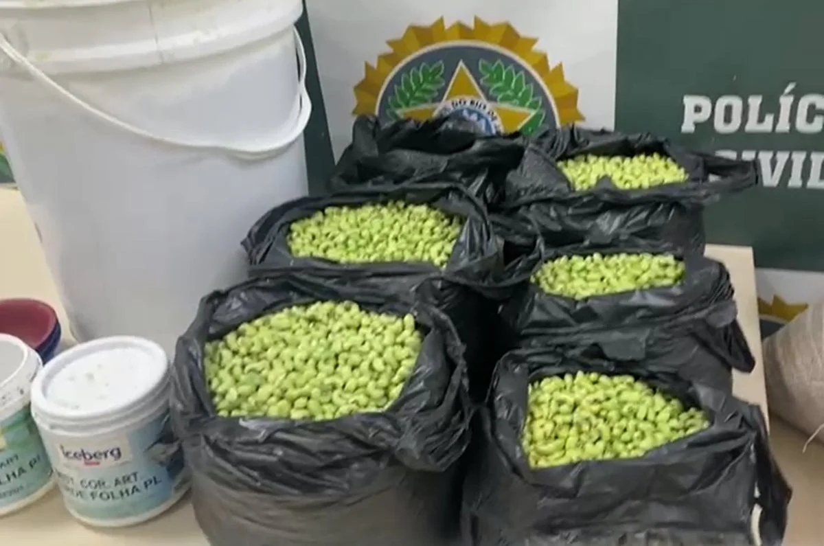 Polícia Civil do Rio de Janeiro prende suspeito de adulterar feijão Polícia Civil do Rio de Janeiro prende suspeito de adulterar feijão