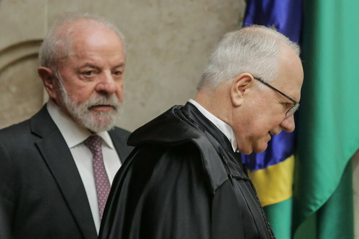 Em 1 mês de campanha, Lula encarou crises e viajou menos do que Flávio - imagem 3 Em 1 mês de campanha, Lula encarou crises e viajou menos do que Flávio - imagem 3