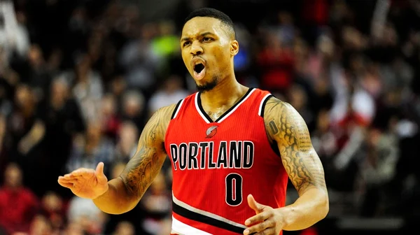 Com 51 pontos de Lillard, Blazers atropela Warriors na NBA