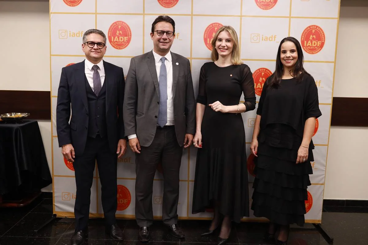 Rodrigo Queiroga, Délio Lins e Silva Junior, Jaqueline Di Domenico, Renata Vianna Rodrigo Queiroga, Délio Lins e Silva Junior, Jaqueline Di Domenico, Renata Vianna