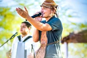 Show de João Gomes na Lapa gera protestos de feirantes