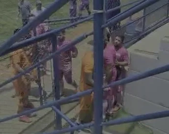 Advogados em partida de futebol