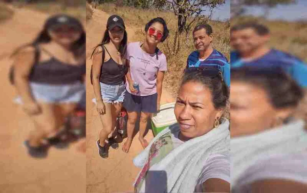 Família reunida em foto